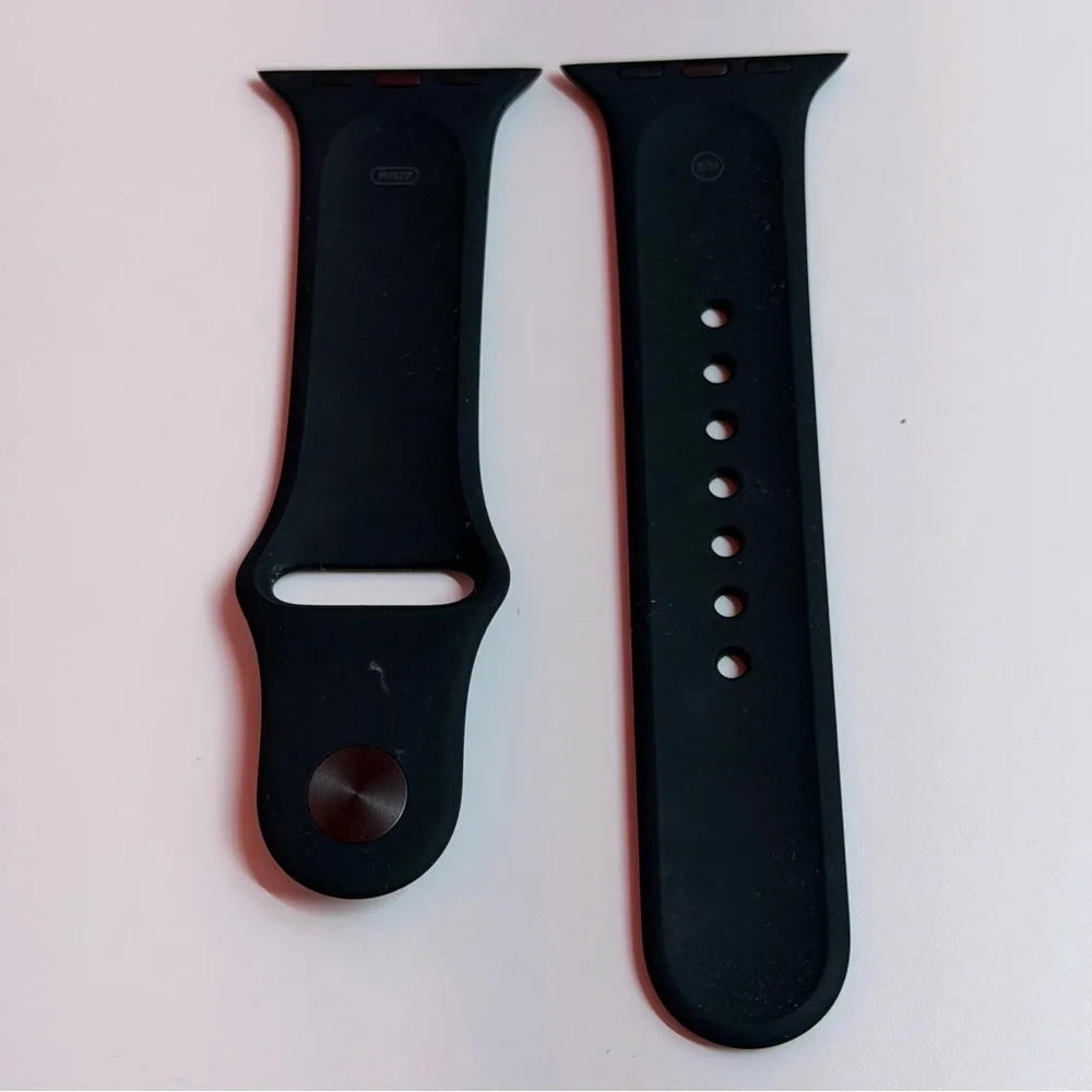 Apple Watch 42mm Black Sport Band - S/M